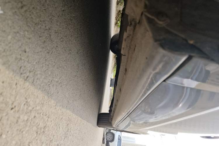 Used Honda Odyssey 2013 2.4L Elite Edition Chassis Front Left
