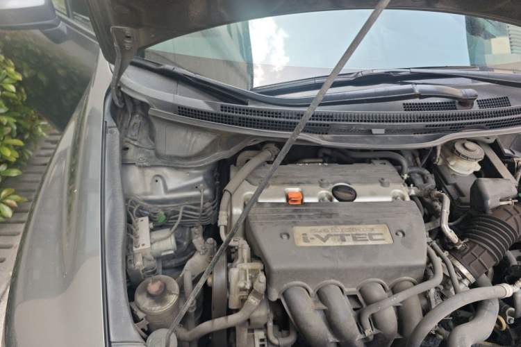 Used Honda Odyssey 2013 2.4L Luxury Edition Engine Bay Right