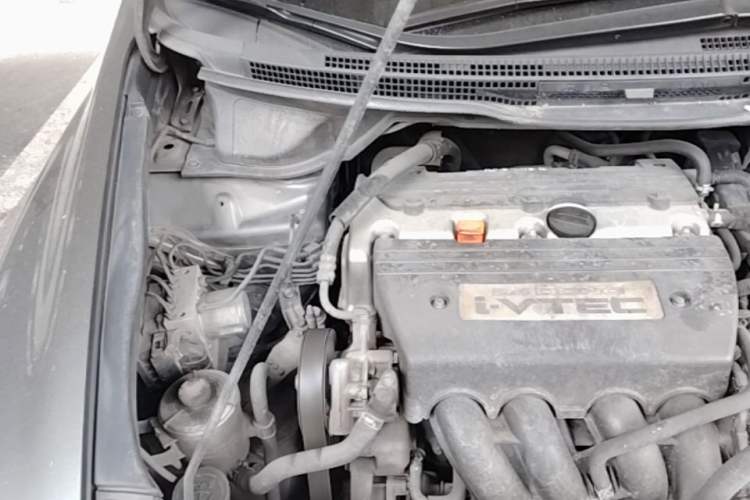Used Honda Odyssey 2013 2.4L Luxury Edition Engine Bay Right