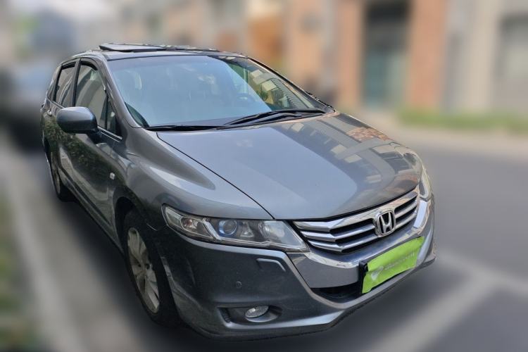 Used Honda Odyssey 2013 2.4L Luxury Edition Front Right 45 Deg