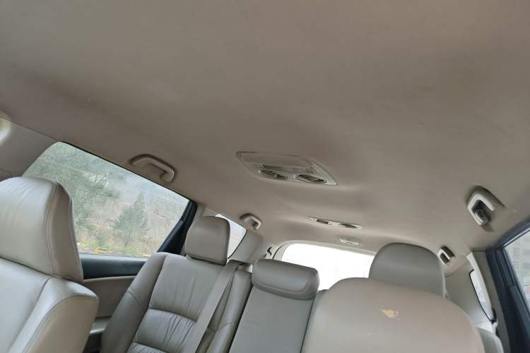 Used Honda Odyssey 2013 2.4L Elite Edition Headliner
