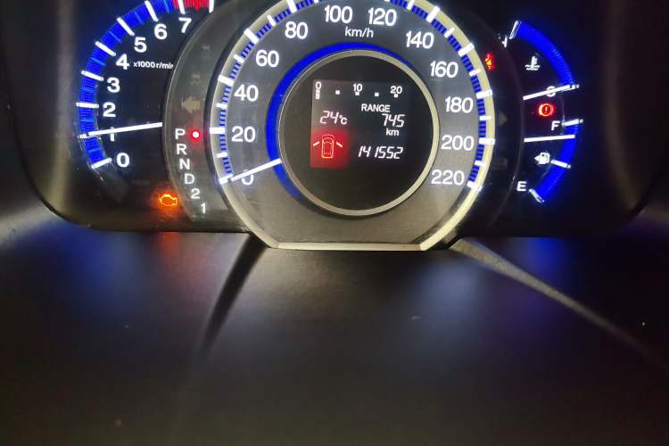 Used Honda Odyssey 2013 2.4L Luxury Edition Odometer Close Up
