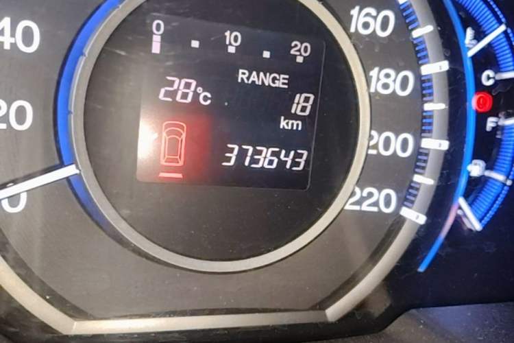 Used Honda Odyssey 2013 2.4L Luxury Edition Odometer Close Up