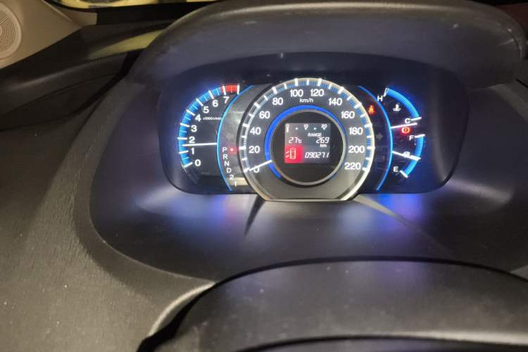 Used Honda Odyssey 2013 2.4L Elite Edition Odometer Close Up