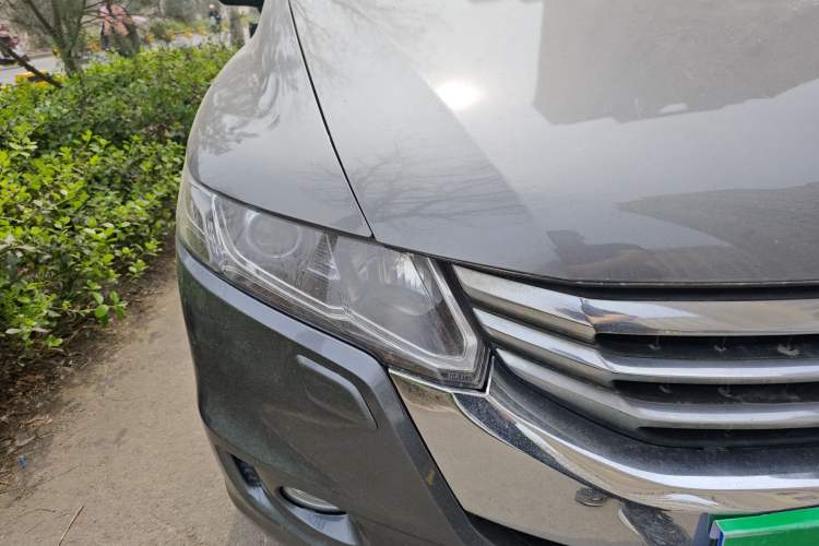 Used Honda Odyssey 2013 2.4L Elite Edition Right Front Headlight