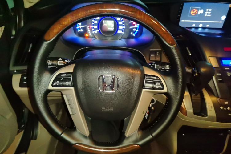 Used Honda Odyssey 2013 2.4L Luxury Edition Steering Wheel