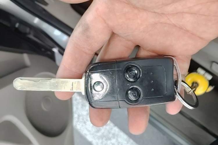Used Honda Odyssey 2013 2.4L Luxury Edition Vehicle Key