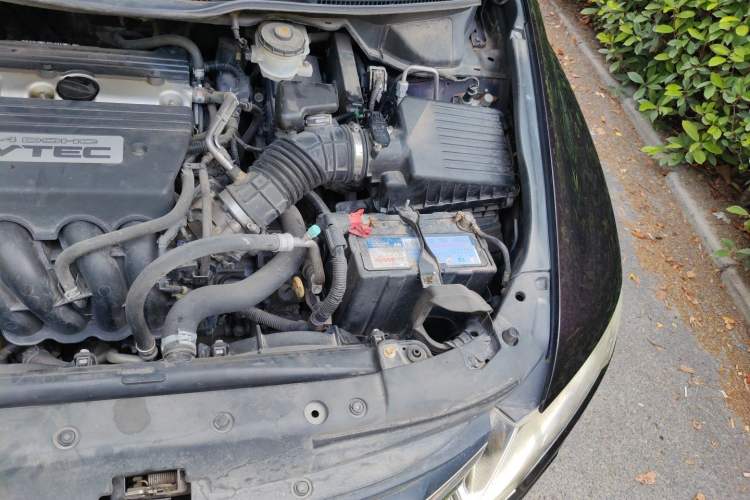 Used Honda Odyssey 2013 2.4L Luxury Edition Engine Bay Left