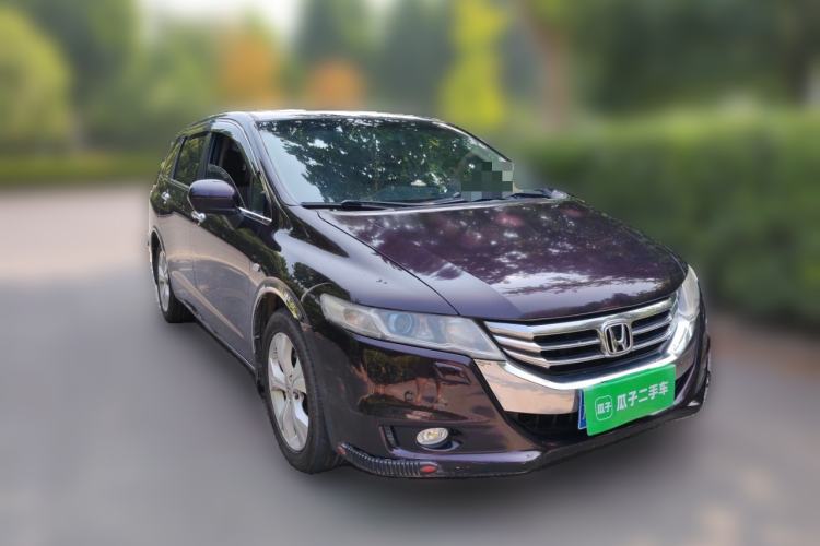 Used Honda Odyssey 2013 2.4L Luxury Edition Front Right 45 Deg