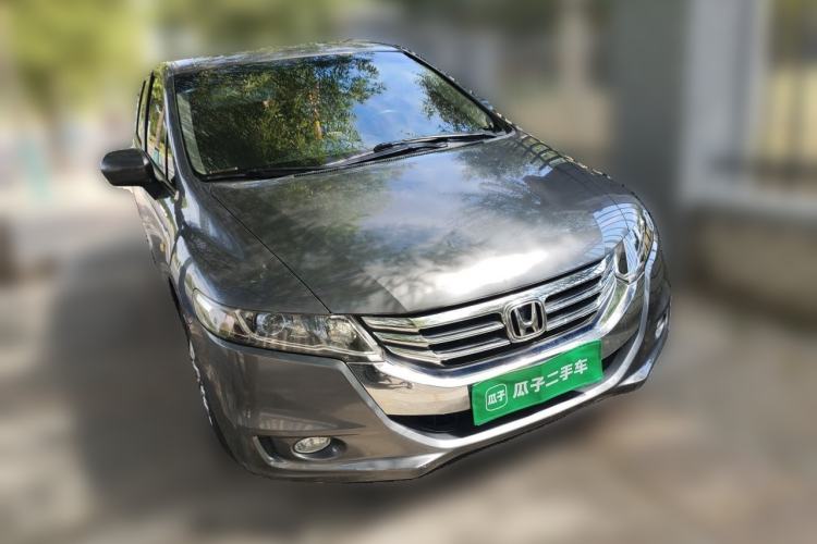 Used Honda Odyssey 2013 2.4L Comfort Edition Front Right 45 Deg