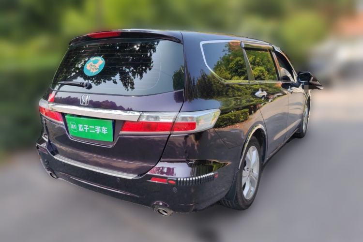 Used Honda Odyssey 2013 2.4L Luxury Edition Rear Right 45 Deg