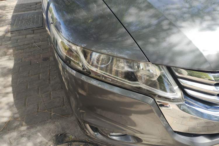 Used Honda Odyssey 2013 2.4L Comfort Edition Right Front Headlight
