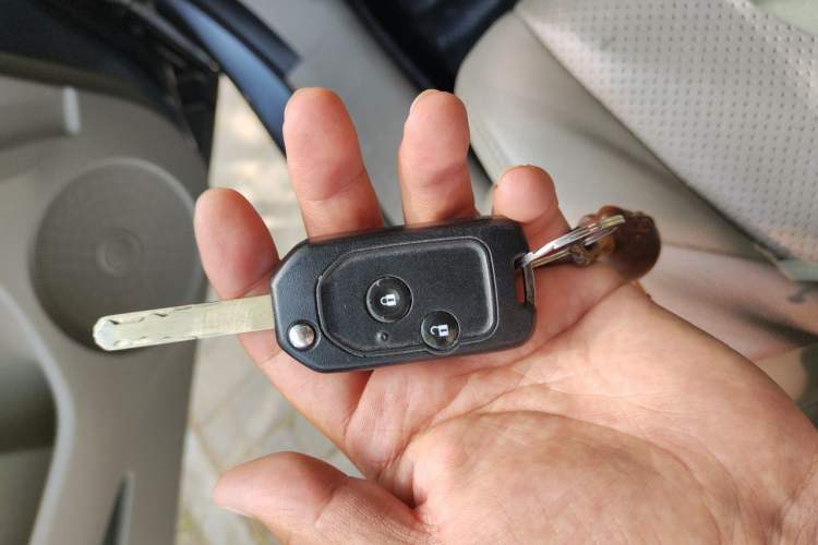 Used Honda Odyssey 2013 2.4L Comfort Edition Vehicle Key