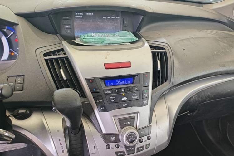 Used Honda Odyssey 2013 2.4L Sport Edition Audio And AC Panel