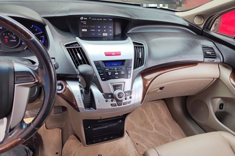 Used Honda Odyssey 2013 2.4L Elite Edition Audio And AC Panel