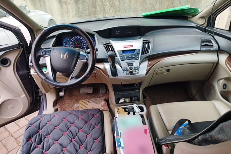 Used Honda Odyssey 2013 2.4L Elite Edition Center Console