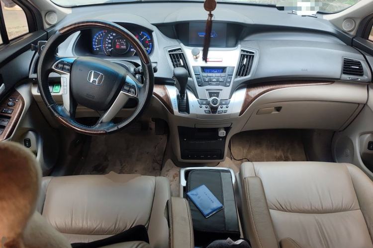 Used Honda Odyssey 2013 2.4L Luxury Edition Center Console