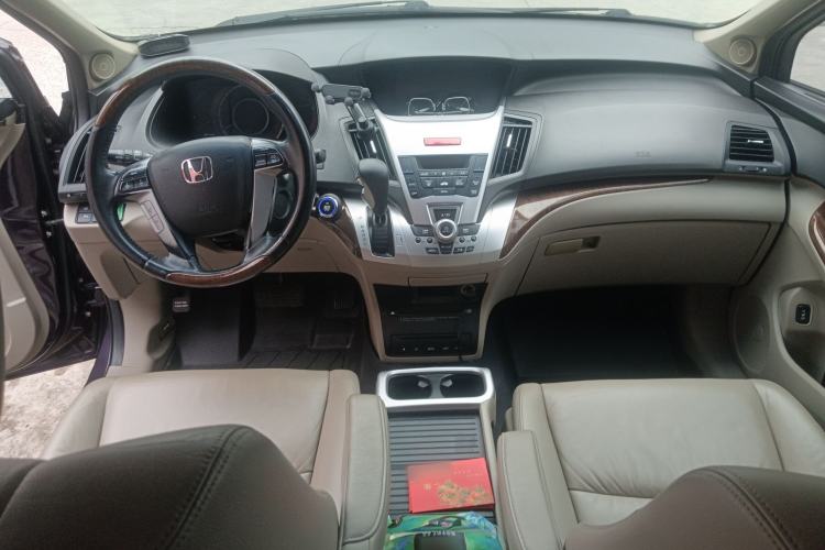 Used Honda Odyssey 2013 2.4L Luxury Edition Center Console