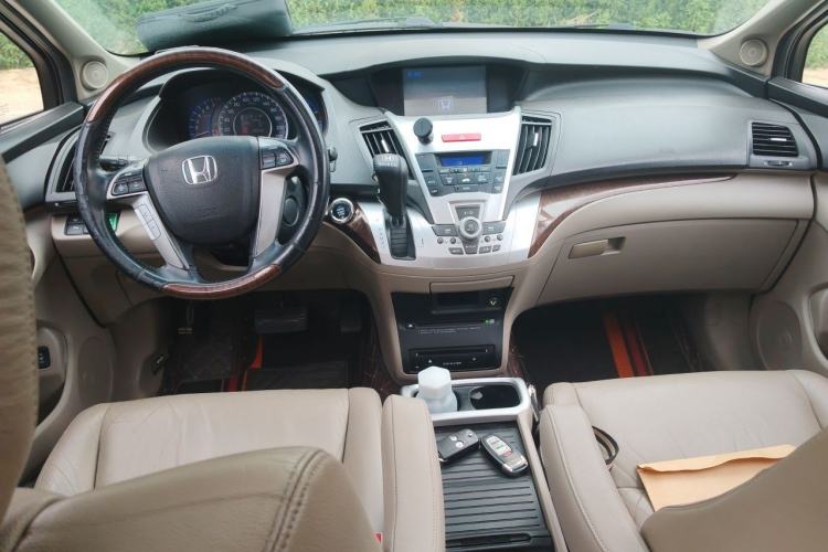Used Honda Odyssey 2013 2.4L Luxury Edition Center Console