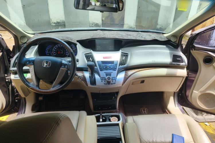 Used Honda Odyssey 2013 2.4L Luxury Edition Center Console