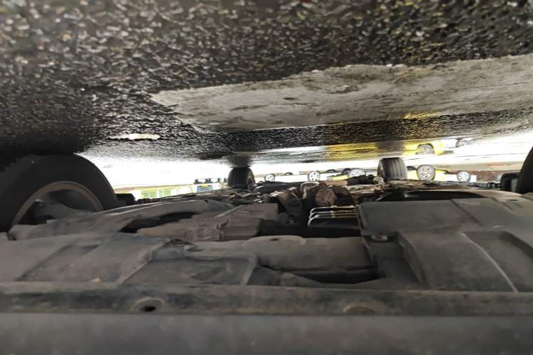 Used Honda Odyssey 2013 2.4L Elite Edition Chassis Front