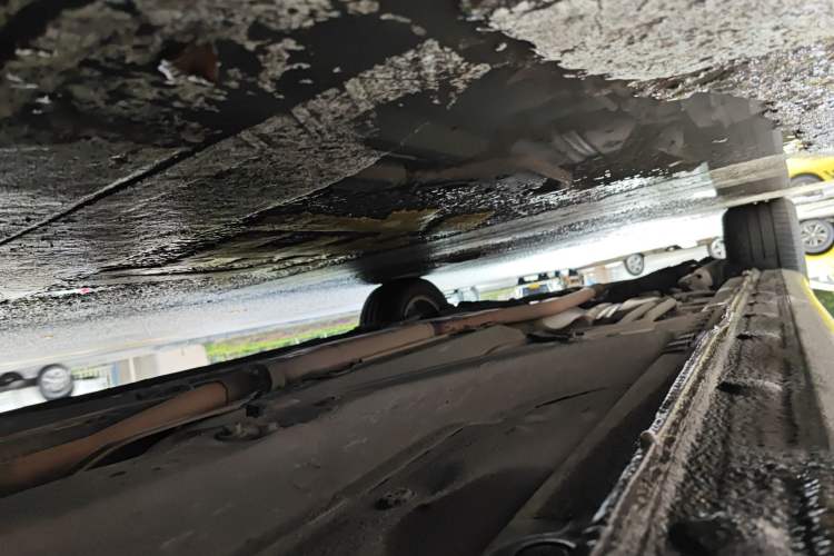Used Honda Odyssey 2013 2.4L Elite Edition Chassis Front Right