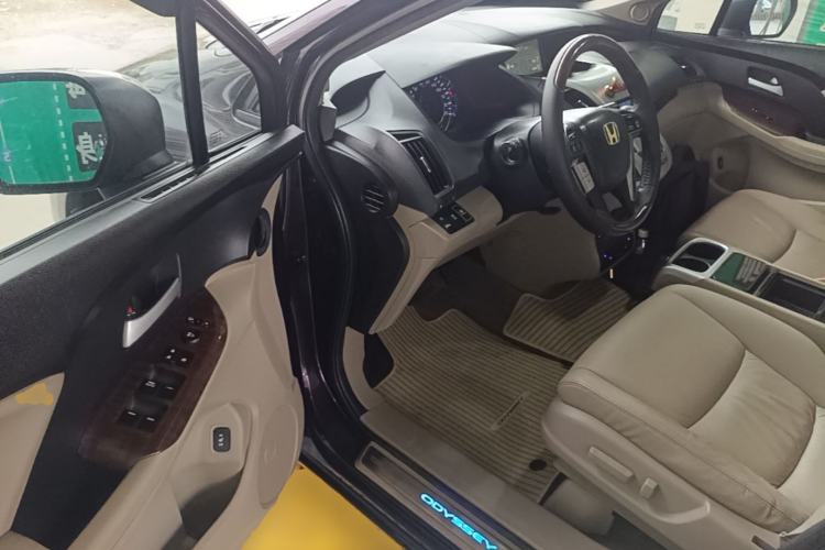 Used Honda Odyssey 2013 2.4L Luxury Edition Driver Seat