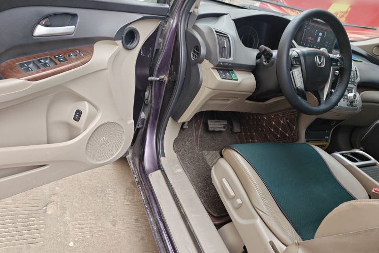 Used Honda Odyssey  Driver Seat