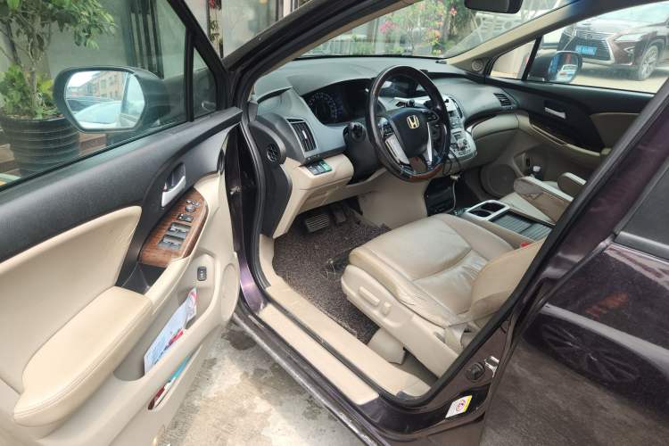Used Honda Odyssey 2013 2.4L Luxury Edition Driver Seat