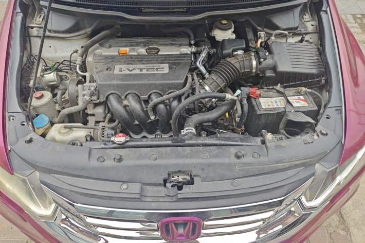 Used Honda Odyssey 2013 2.4L Luxury Edition Engine Bay