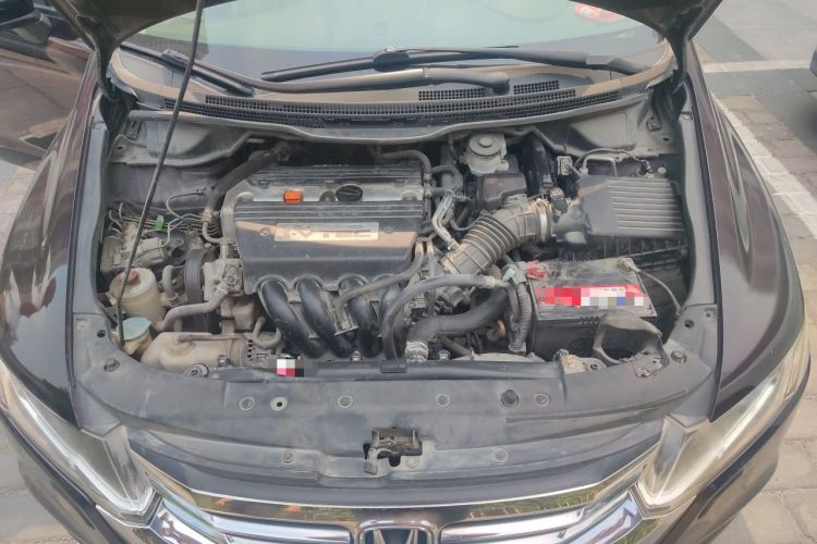 Used Honda Odyssey 2013 2.4L Elite Edition Engine Bay