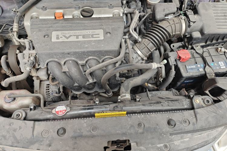 Used Honda Odyssey  Engine Bay