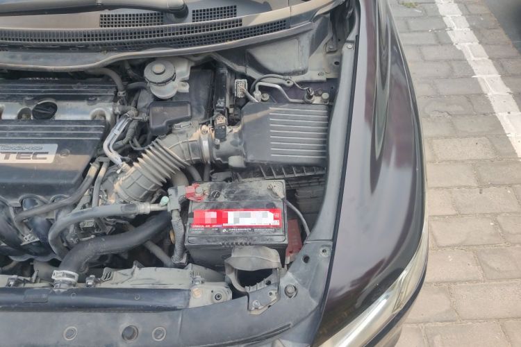 Used Honda Odyssey 2013 2.4L Elite Edition Engine Bay Left