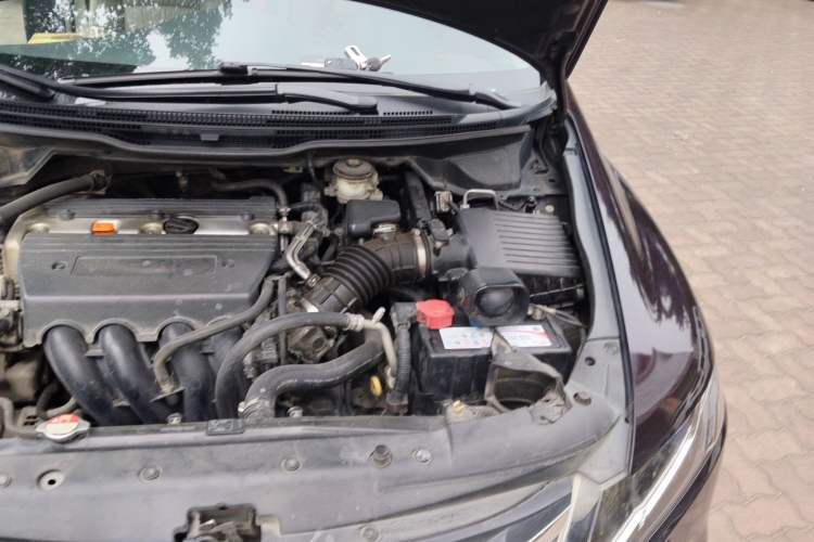 Used Honda Odyssey 2013 2.4L Luxury Edition Engine Bay Left