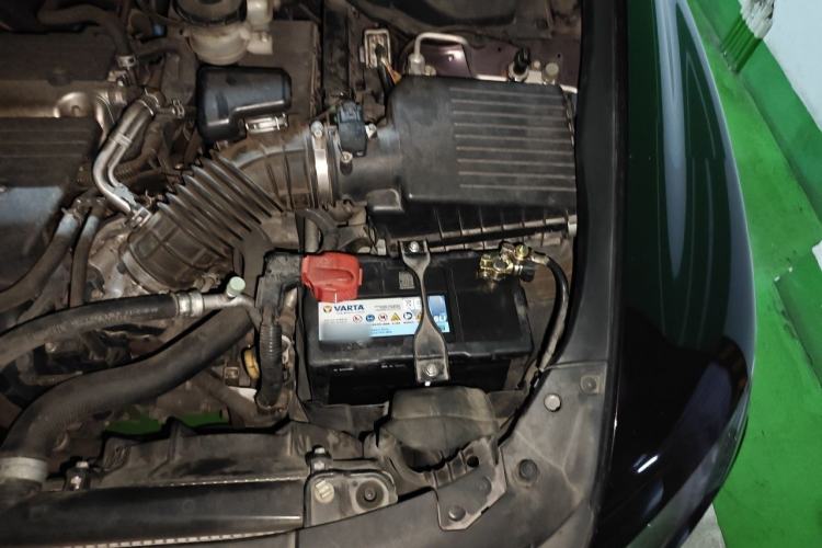 Used Honda Odyssey 2013 2.4L Luxury Edition Engine Bay Left