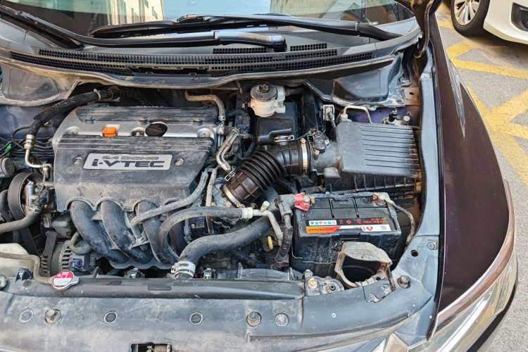 Used Honda Odyssey 2013 2.4L Luxury Edition Engine Bay Left