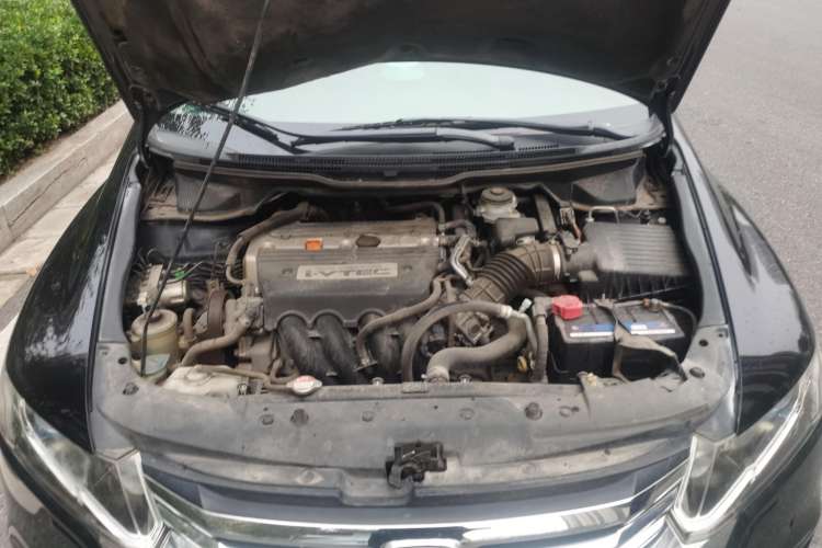 Used Honda Odyssey 2013 2.4L Luxury Edition Engine Bay