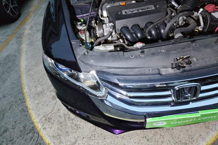Used Honda Odyssey 2013 2.4L Comfort Edition Engine Bay Right