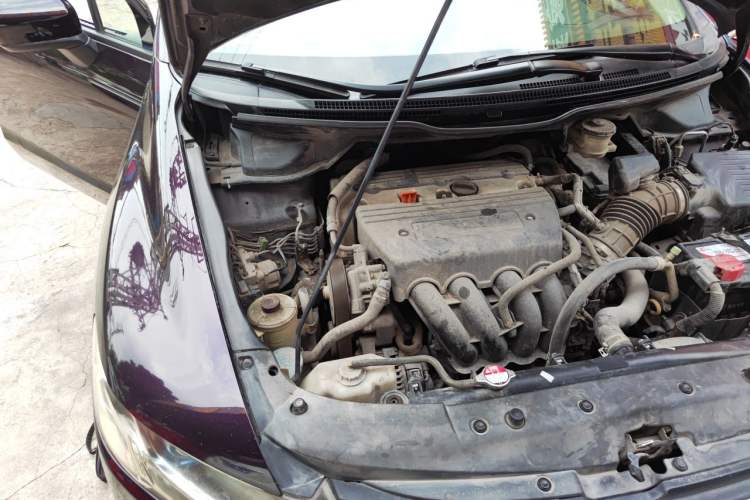 Used Honda Odyssey 2013 2.4L Elite Edition Engine Bay Right