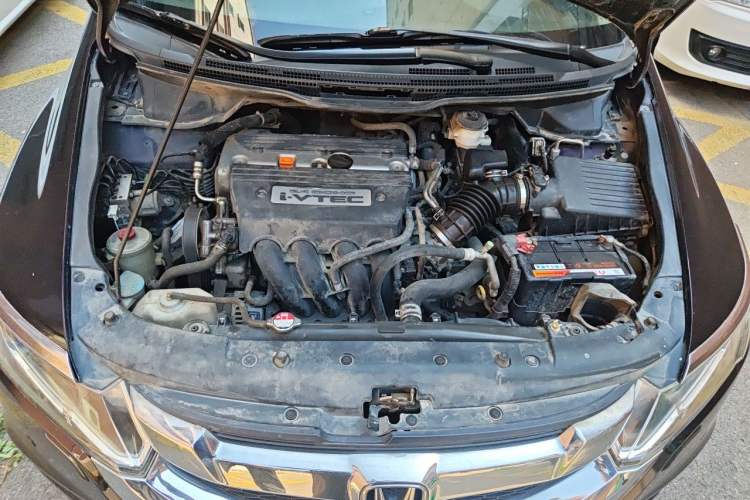 Used Honda Odyssey 2013 2.4L Luxury Edition Engine Bay