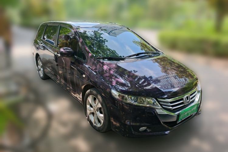 Used Honda Odyssey 2013 2.4L Luxury Edition Front Right 45 Deg