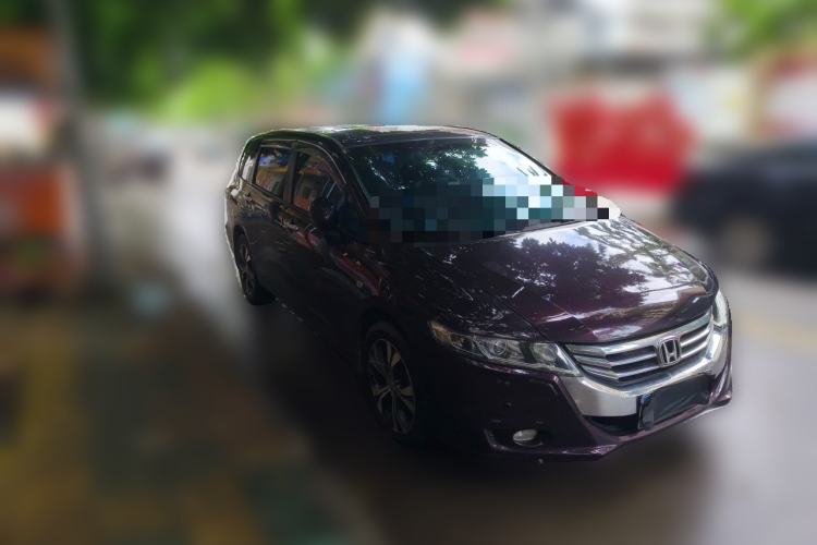 Used Honda Odyssey 2013 2.4L Luxury Edition Front Right 45 Deg