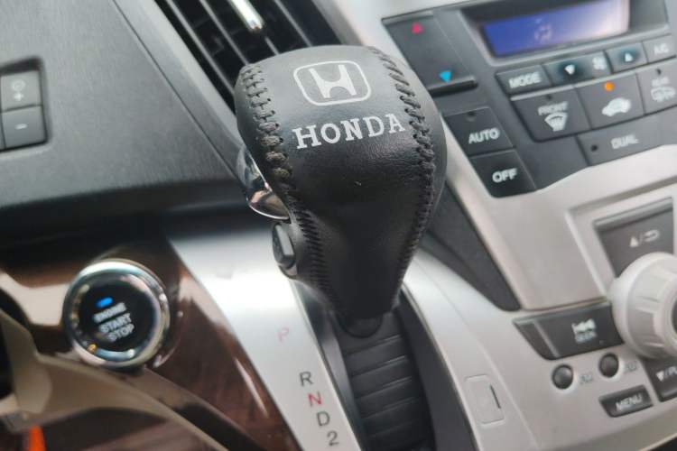 Used Honda Odyssey 2013 2.4L Luxury Edition Gear Lever