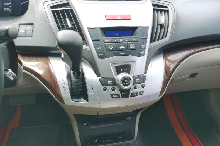Used Honda Odyssey 2013 2.4L Luxury Edition Gear Lever