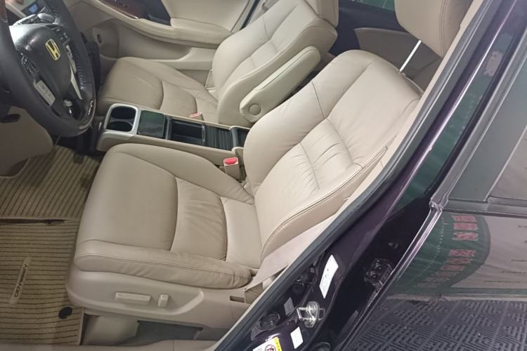 Used Honda Odyssey 2013 2.4L Luxury Edition Left Front Seat