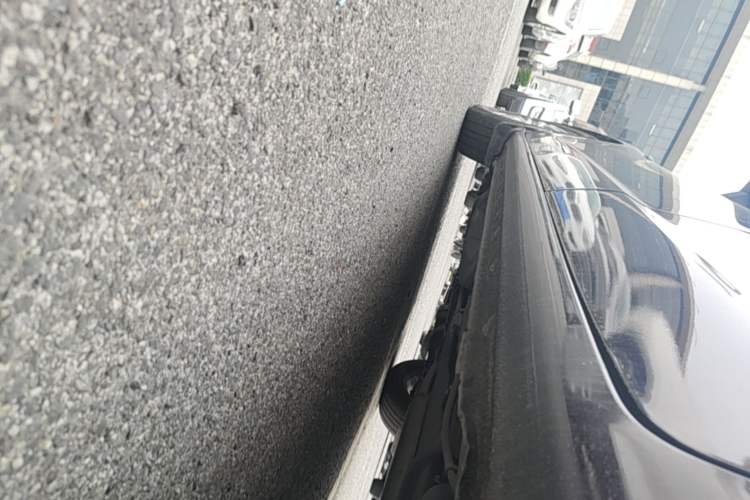 Used Honda Odyssey 2013 2.4L Elite Edition Left Side Sill