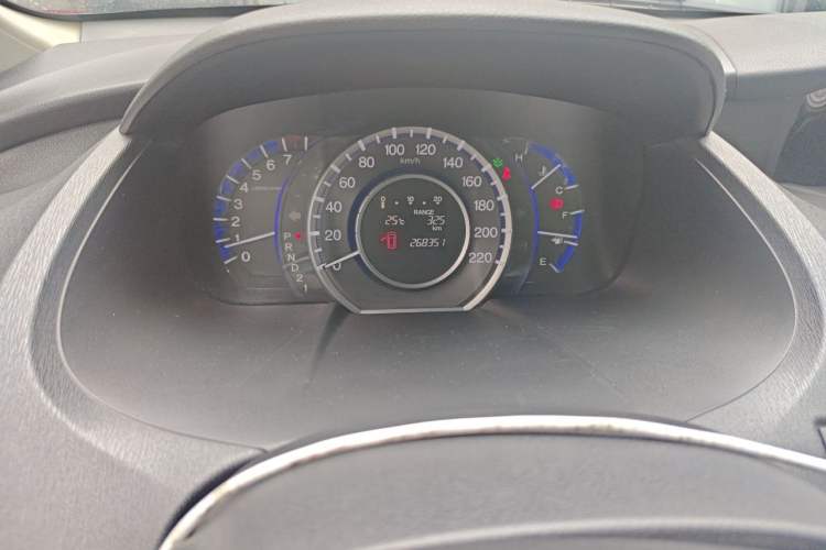 Used Honda Odyssey 2013 2.4L Luxury Edition Odometer Close Up