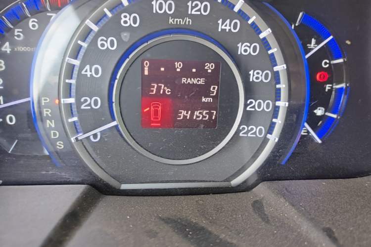 Used Honda Odyssey 2013 2.4L Sport Edition Odometer Close Up