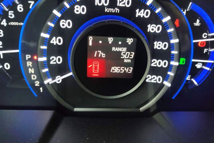 Used Honda Odyssey 2013 2.4L Luxury Edition Odometer Close Up