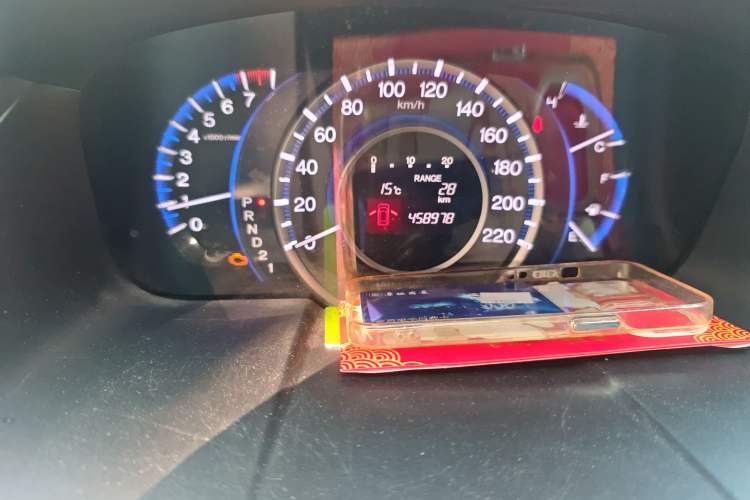 Used Honda Odyssey 2013 2.4L Luxury Edition Odometer Close Up